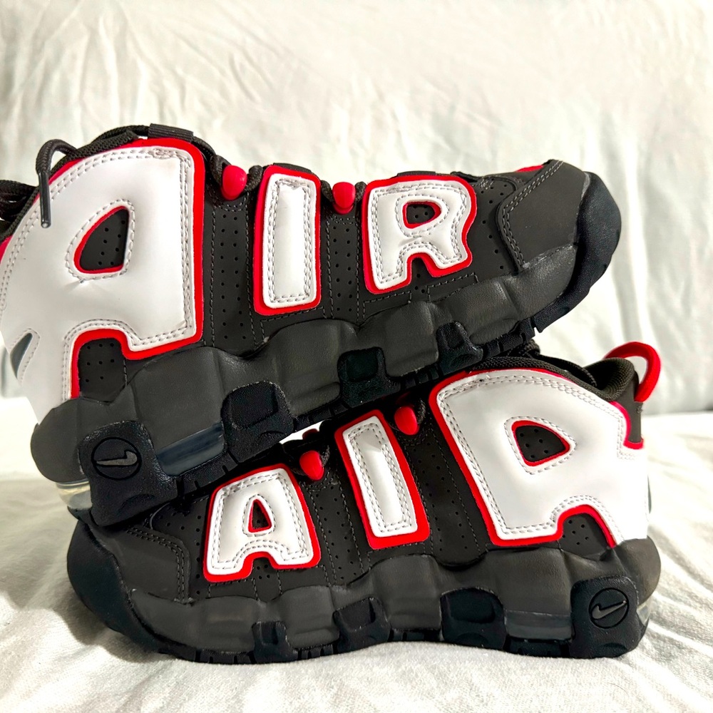 Nike Air More Uptempo 'Medium Ash Siren Red White' Size 4.5 DH9723-200